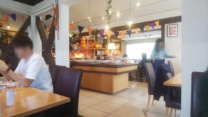 富士宮市 ランチ ビュッフェ サクヤ長屋門ダイニング